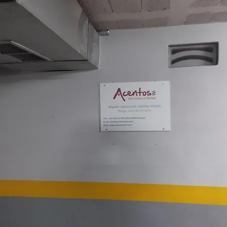 Regimiento 2, Center, New, Quite, Breakfast Included, Parking On Request, Rg Málaga