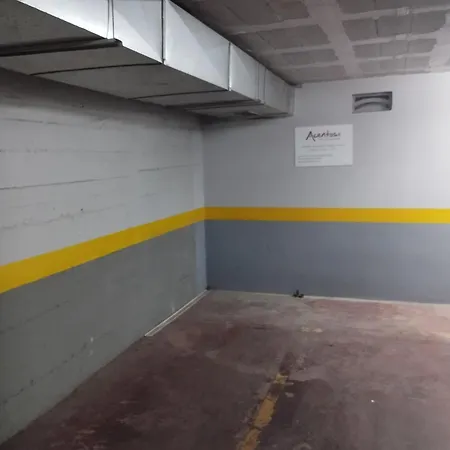 Casa vacanze Regimiento 2, Center, New, Quite, Breakfast Included, Parking On Request, Rg *