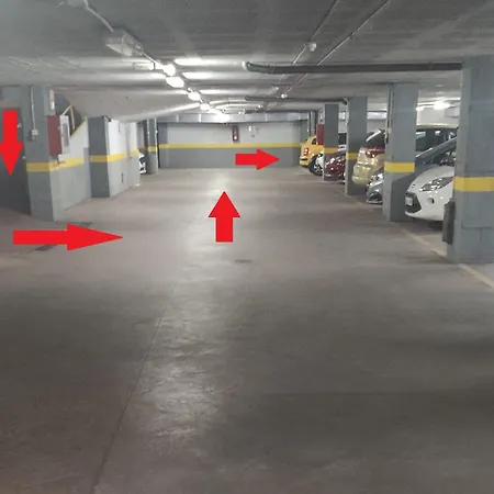 Regimiento 2, Center, New, Quite, Breakfast Included, Parking On Request, Rg Dom wakacyjny *